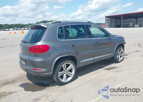 2016 Volkswagen Tiguan R-Line from USA, damaged, VIN WVGAV7AX8GW083822